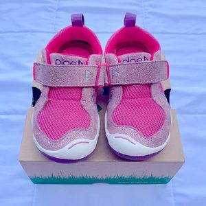 plae TY toddler shoes, pink/dewberry, size 7.5